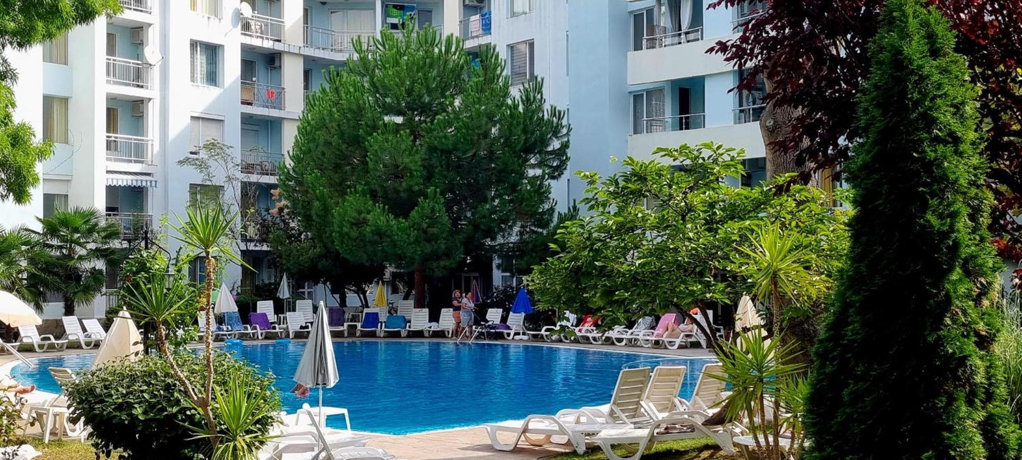 Niko Apartments Pantai Sunny Luaran gambar