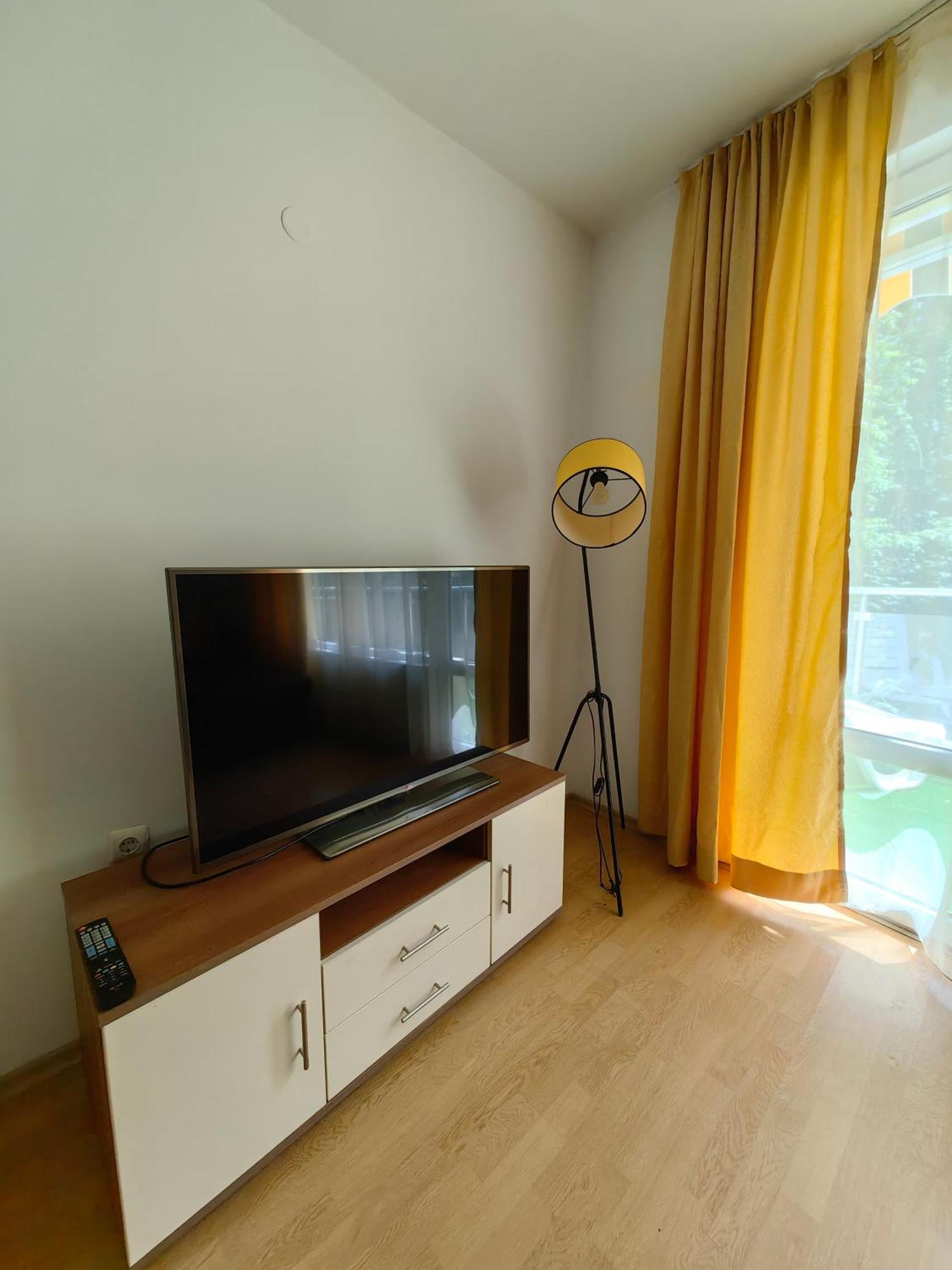 Niko Apartments Pantai Sunny Luaran gambar